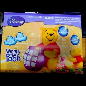 Inflatable Pooh Bear decorations game